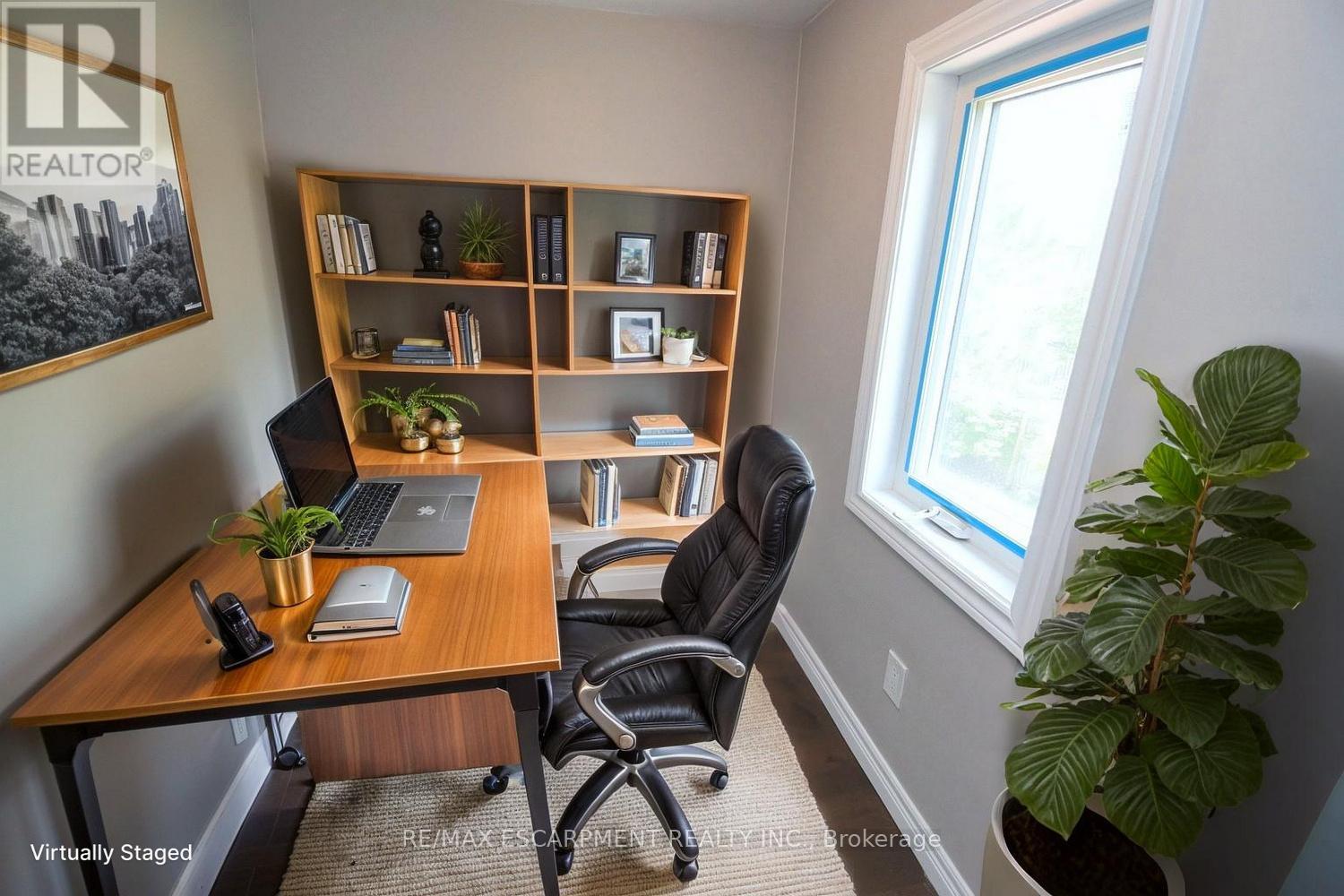 Photo 18 of 687 Upper James Street, Hamilton ON