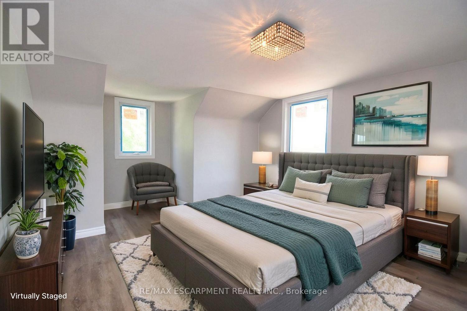 Photo 26 of 687 Upper James Street, Hamilton ON