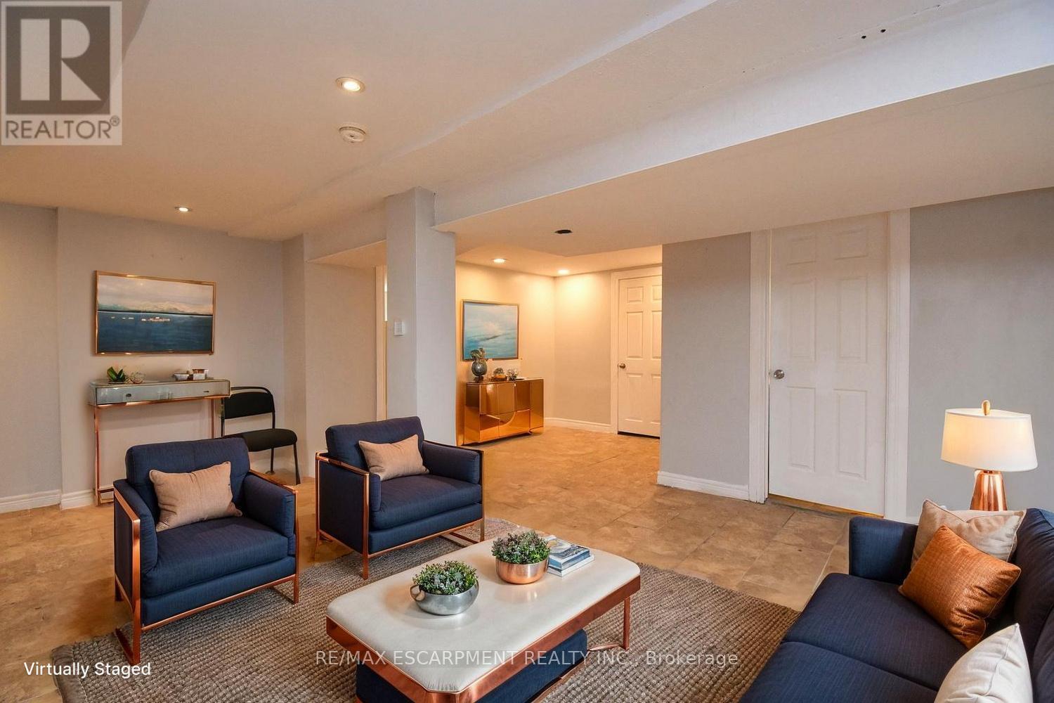 Photo 37 of 687 Upper James Street, Hamilton ON