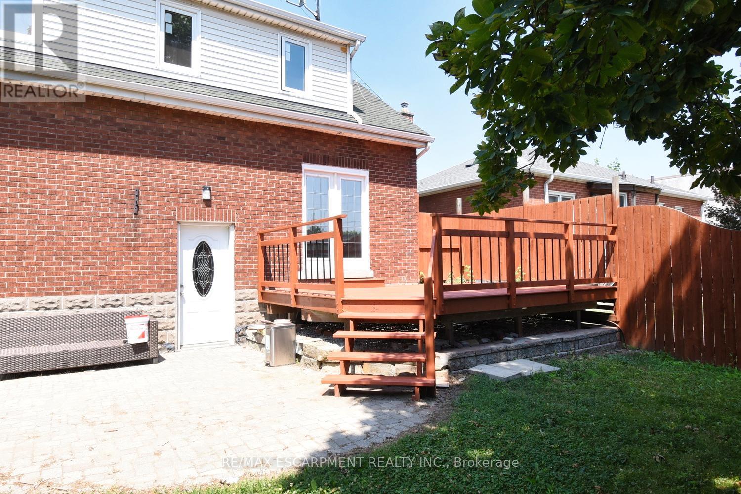 Photo 45 of 687 Upper James Street, Hamilton ON