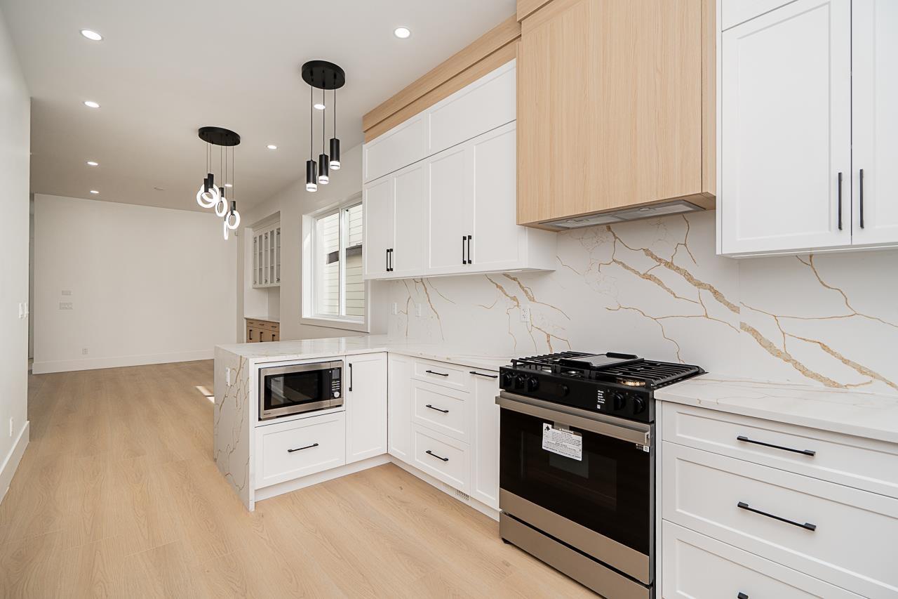 Photo 11 of 2037 168 Street, Surrey BC