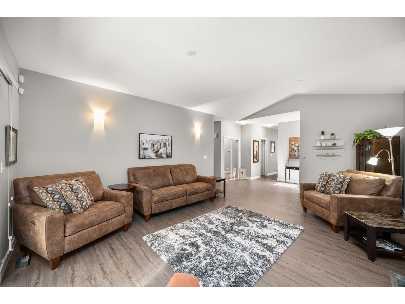 Photo 16 of 8 18939 65 Avenue, Surrey BC