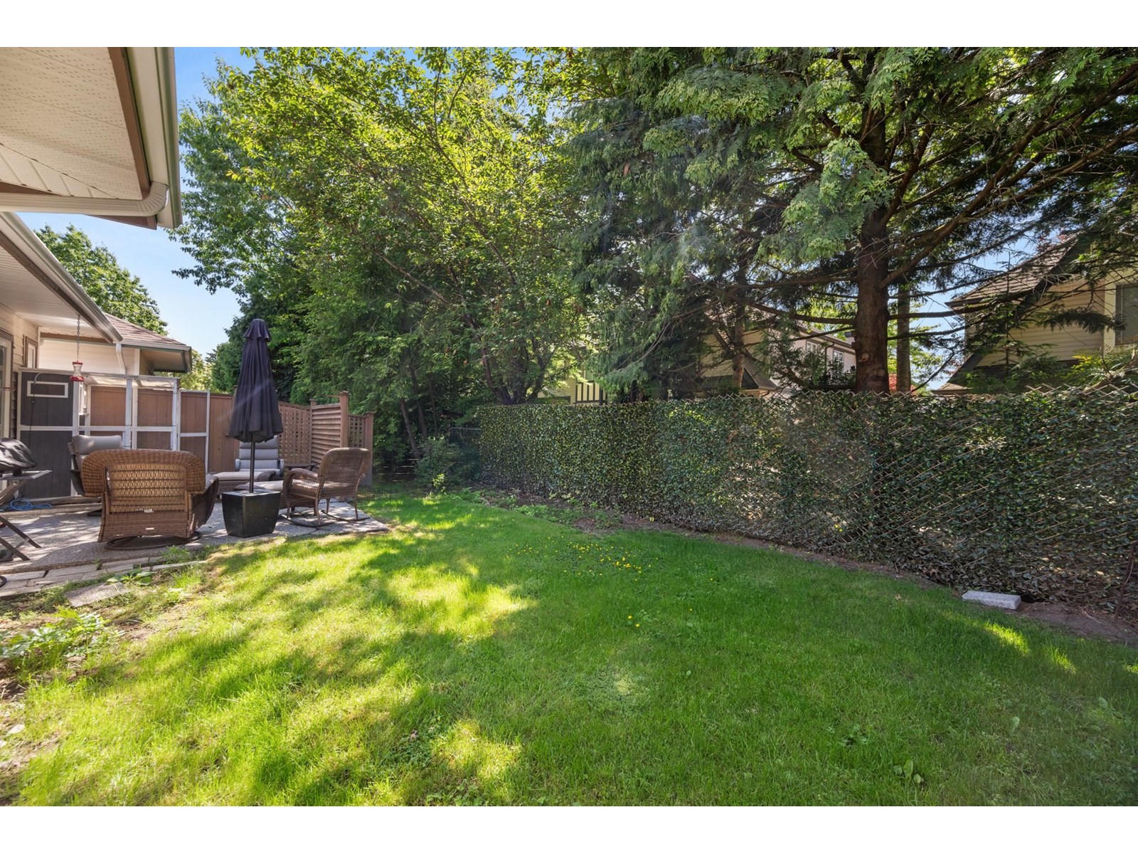 Photo 17 of 8 18939 65 Avenue, Surrey BC