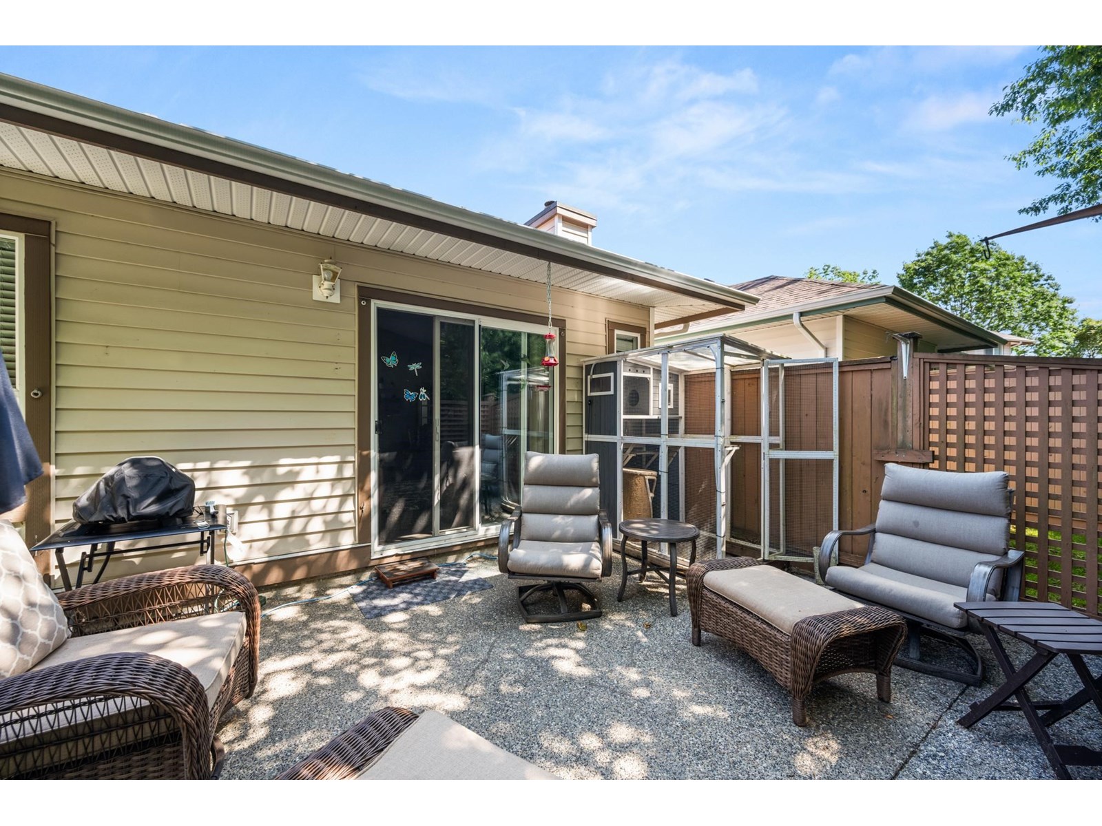 Photo 8 of 8 18939 65 Avenue, Surrey BC