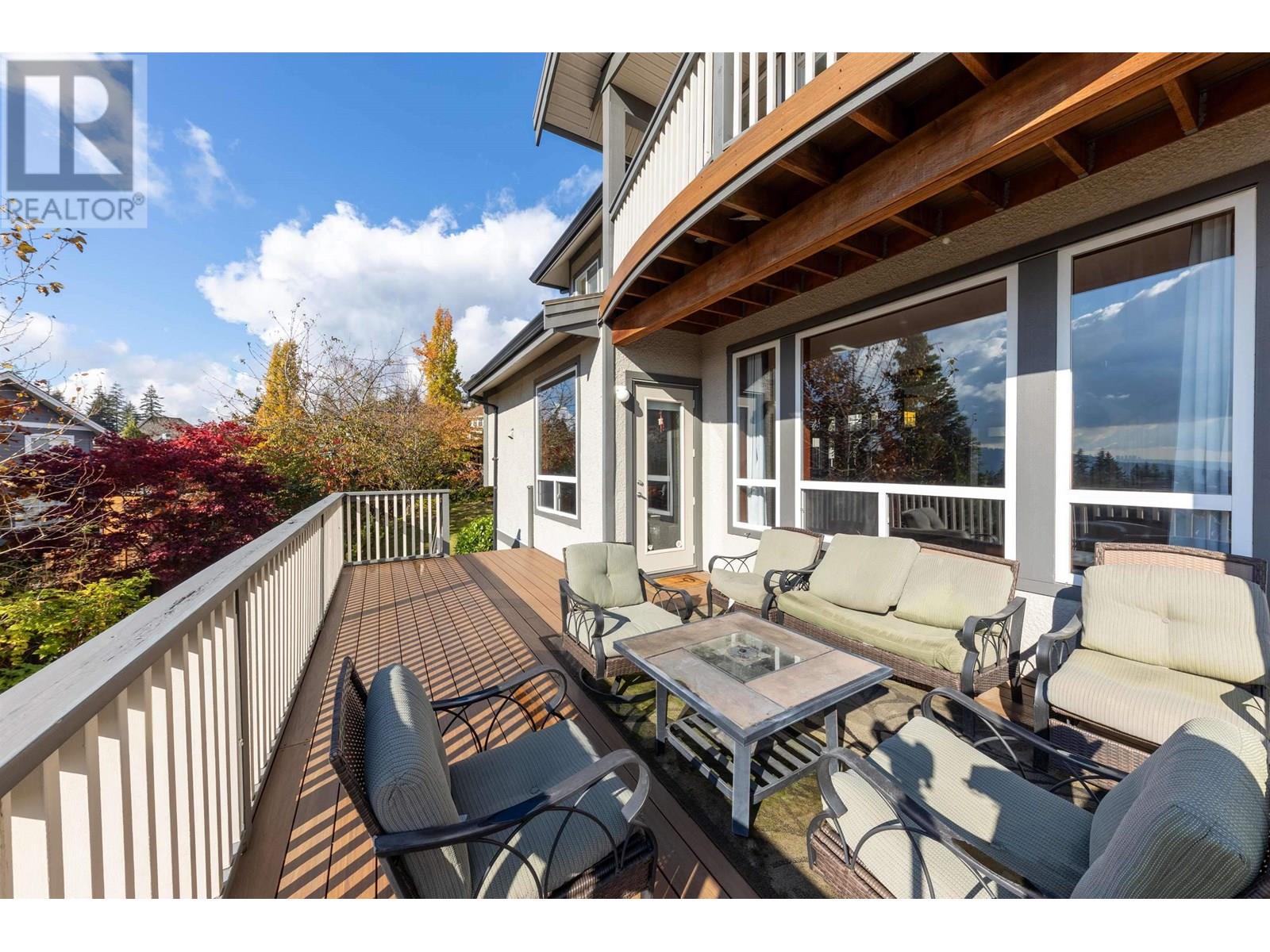 Photo 15 of 23 Fernway Drive, Port Moody BC