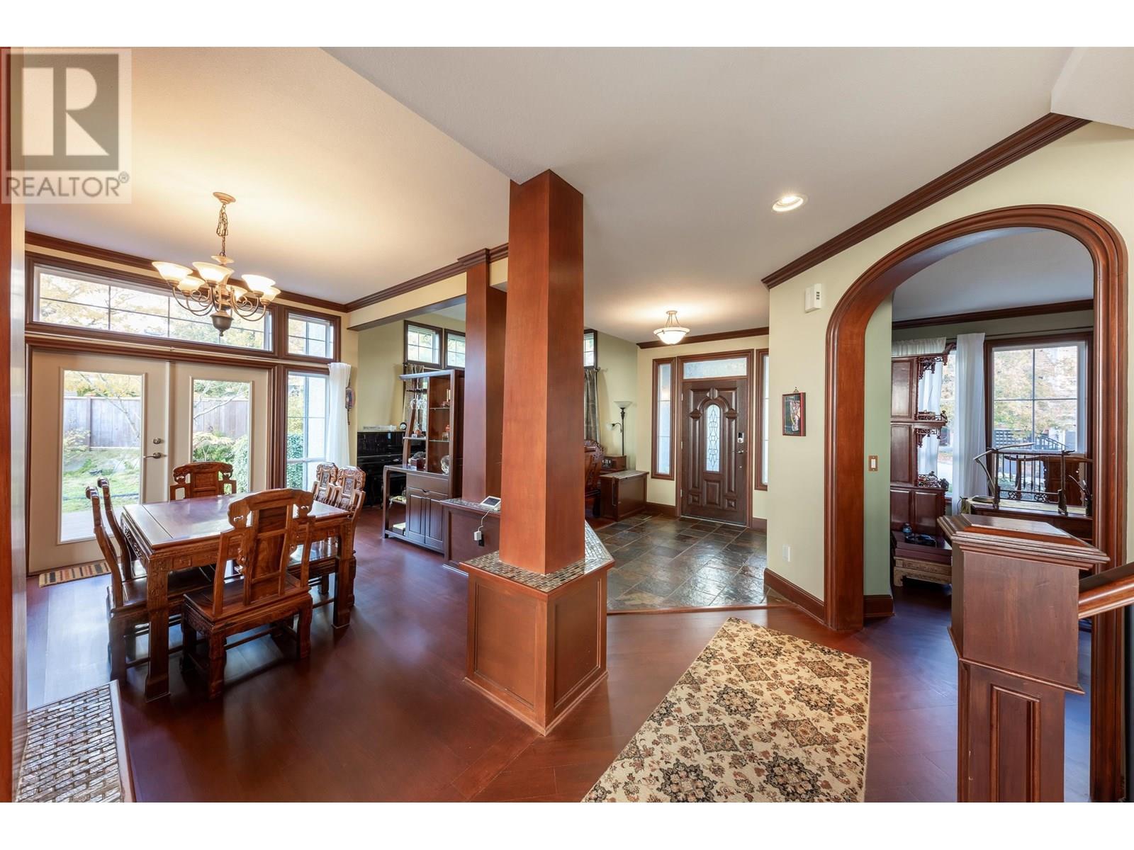 Photo 9 of 23 Fernway Drive, Port Moody BC