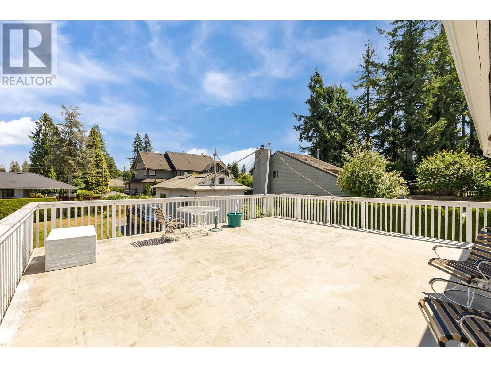 Photo 14 of 945 Lillian Street, Coquitlam BC