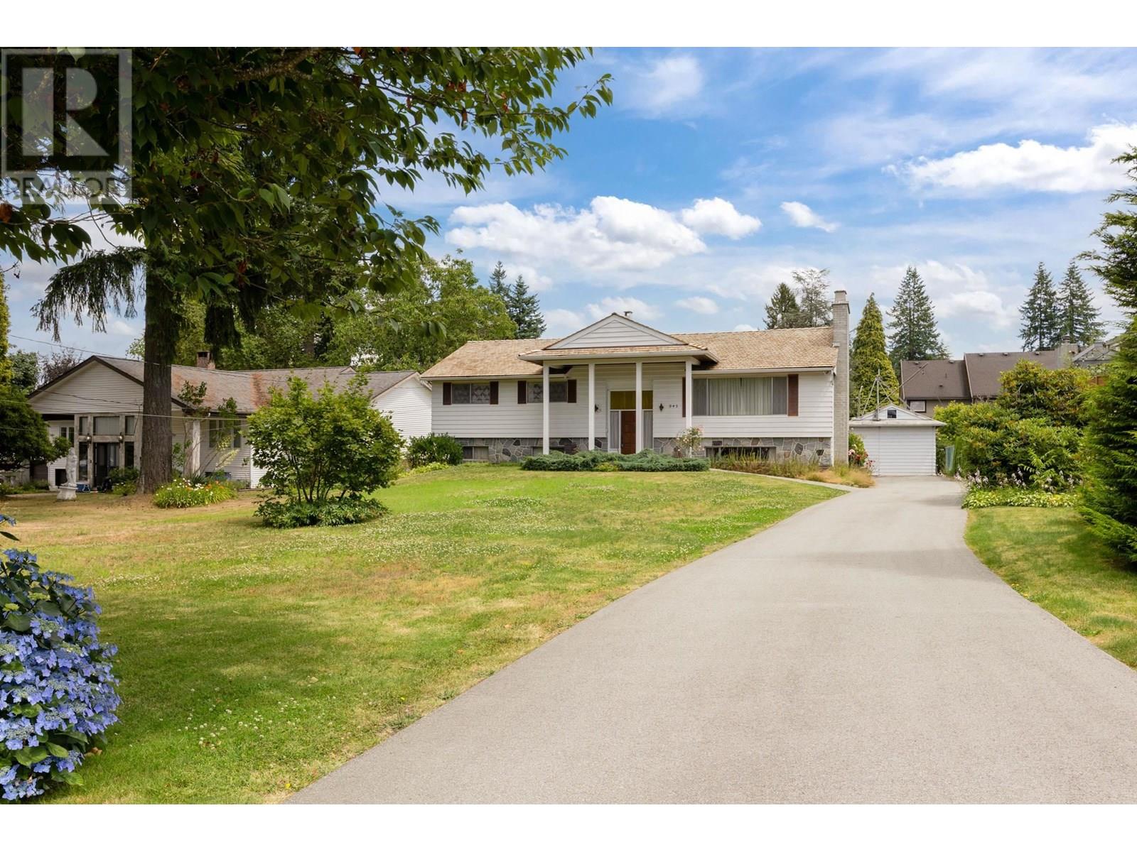 Photo 18 of 945 Lillian Street, Coquitlam BC