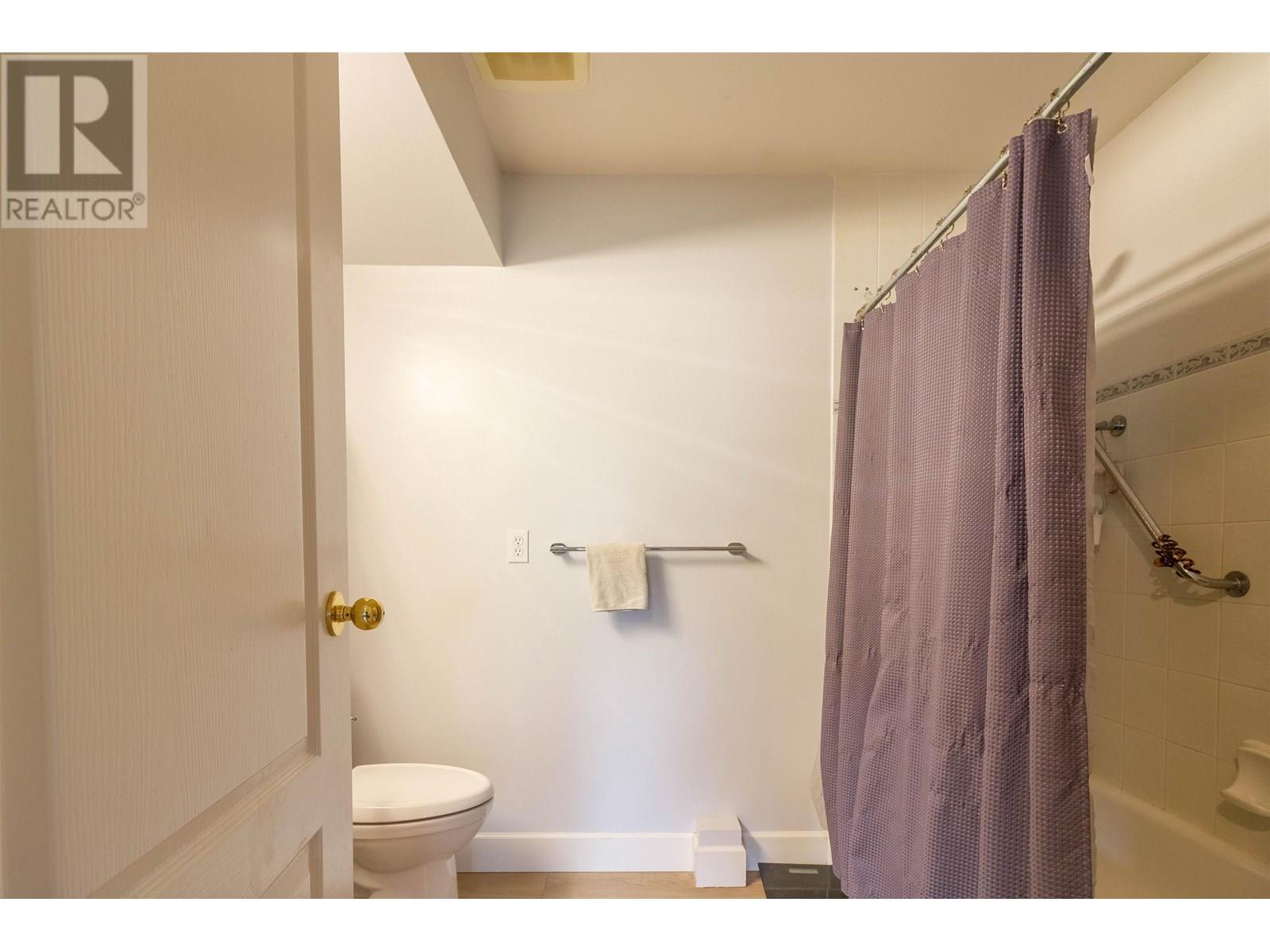 Photo 32 of 2115 Berkshire Crescent, Coquitlam BC
