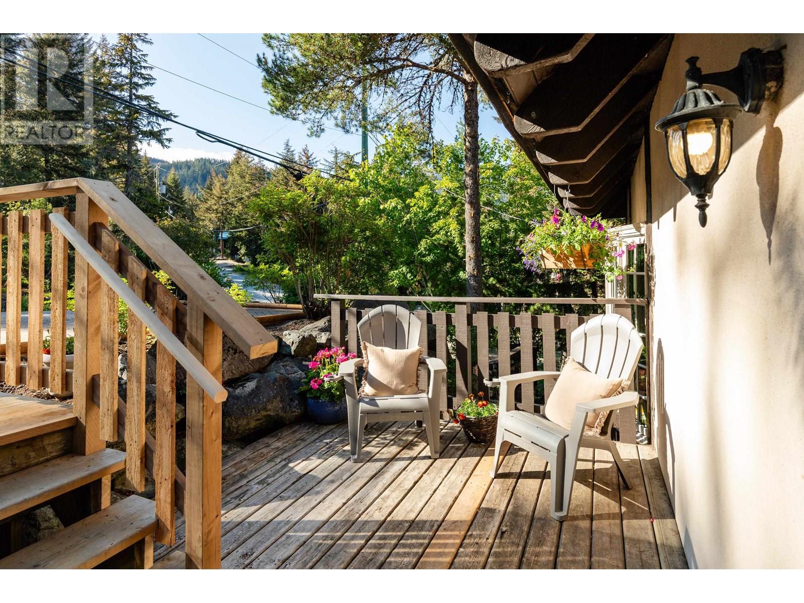 9167 EMERALD DRIVE, Whistler
