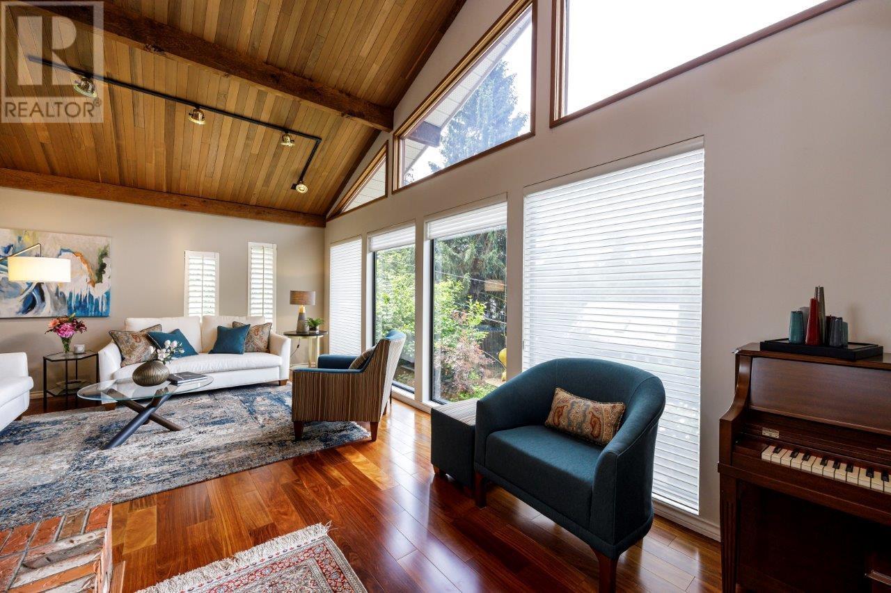 Photo 25 of 4588 Cliffmont Road, North Vancouver BC