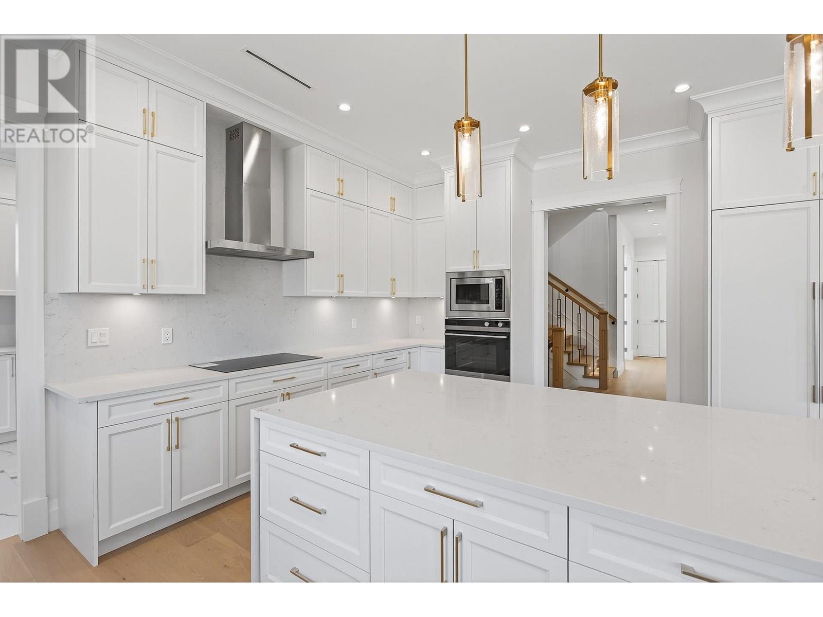 Photo 10 of 9977 Sullivan Street, Burnaby BC