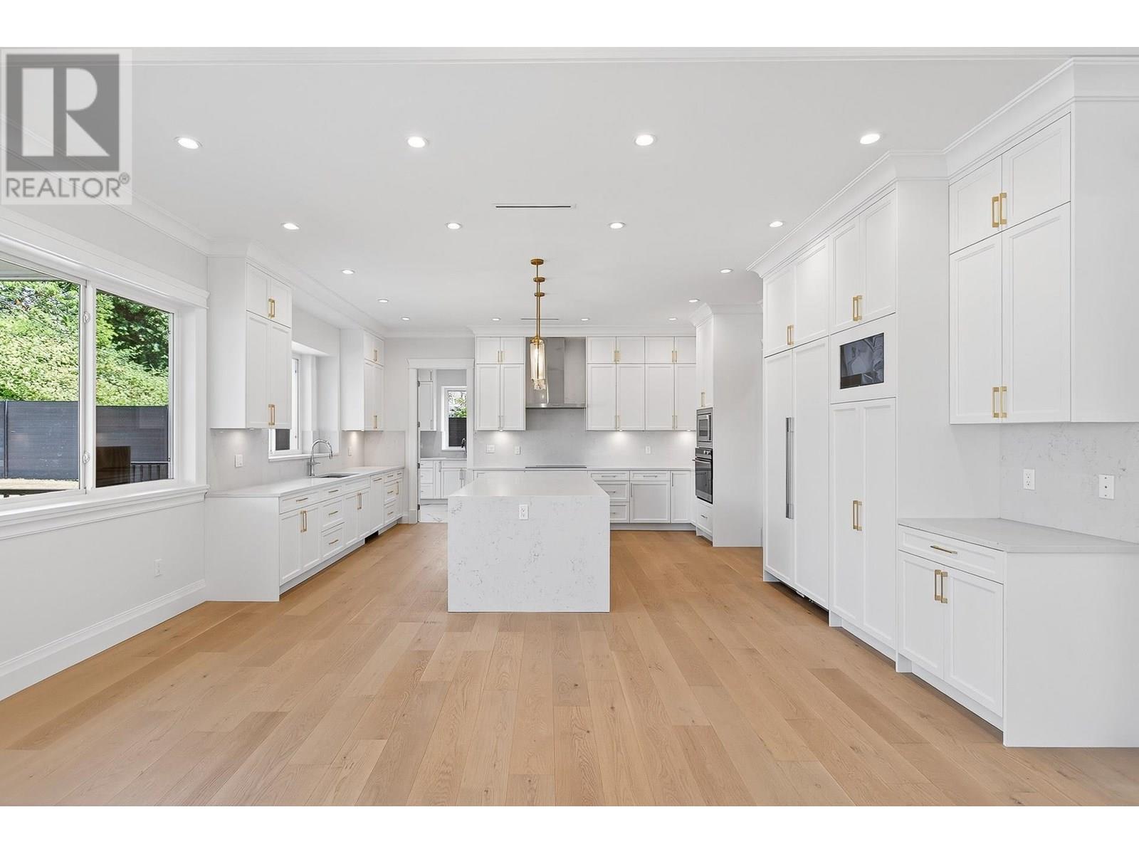 Photo 7 of 9977 Sullivan Street, Burnaby BC