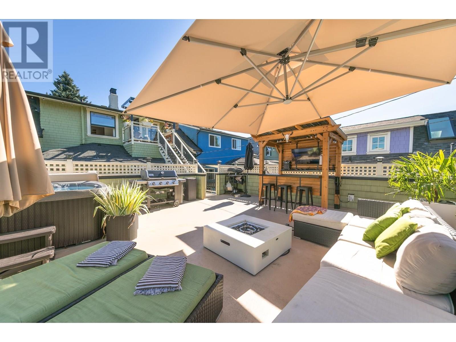 Photo 16 of 153 W 19th Avenue, Vancouver BC