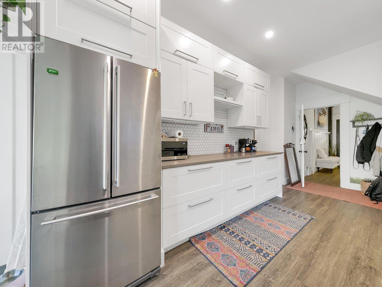 Photo 24 of 153 W 19th Avenue, Vancouver BC