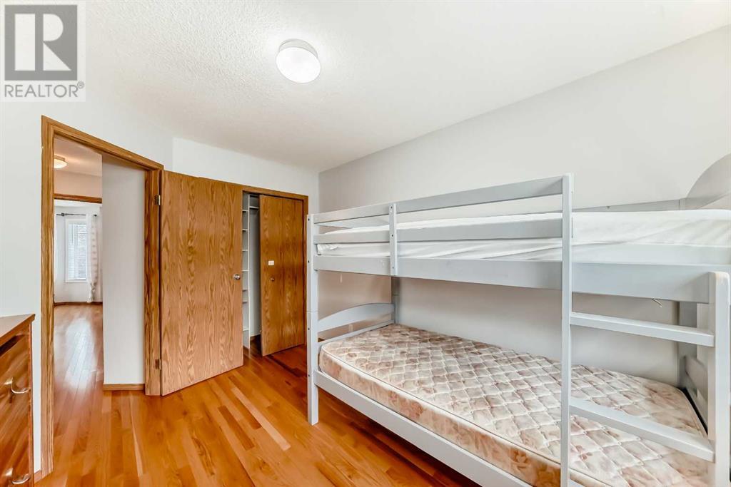 Single Family House for Sale in  Country Hills Way NW Country Hills Calgary 