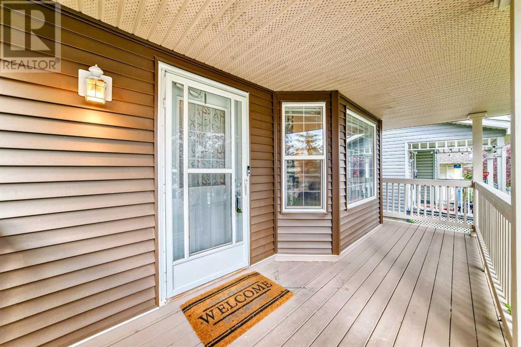 Single Family House for Sale in  Country Hills Way NW Country Hills Calgary 