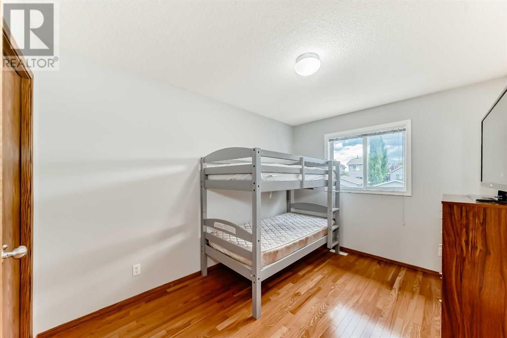 Single Family House for Sale in  Country Hills Way NW Country Hills Calgary 