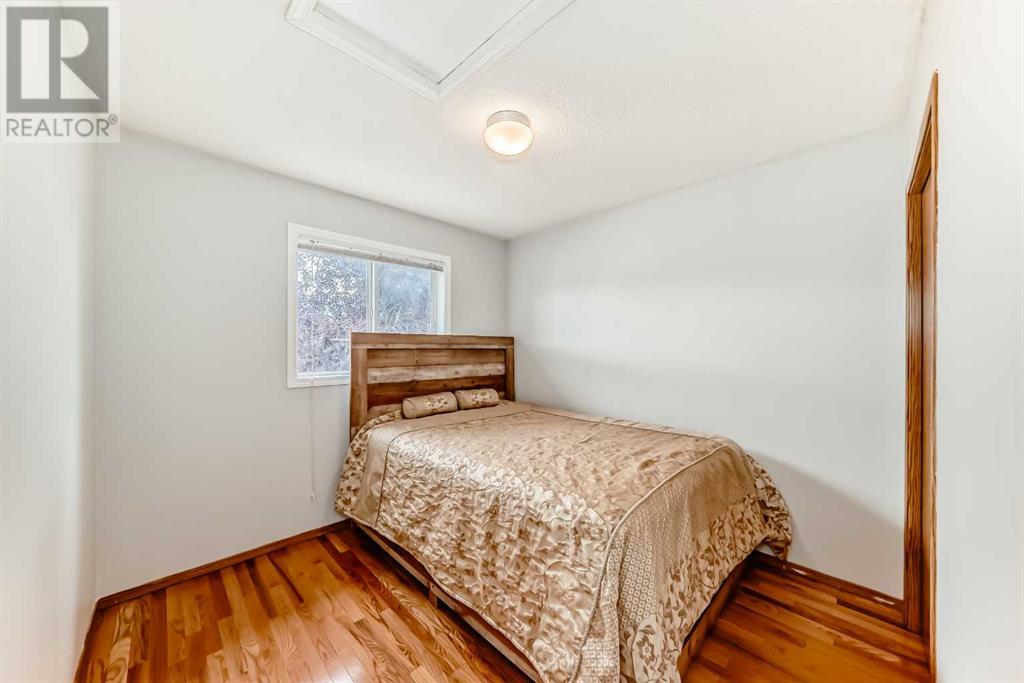 Single Family House for Sale in  Country Hills Way NW Country Hills Calgary 
