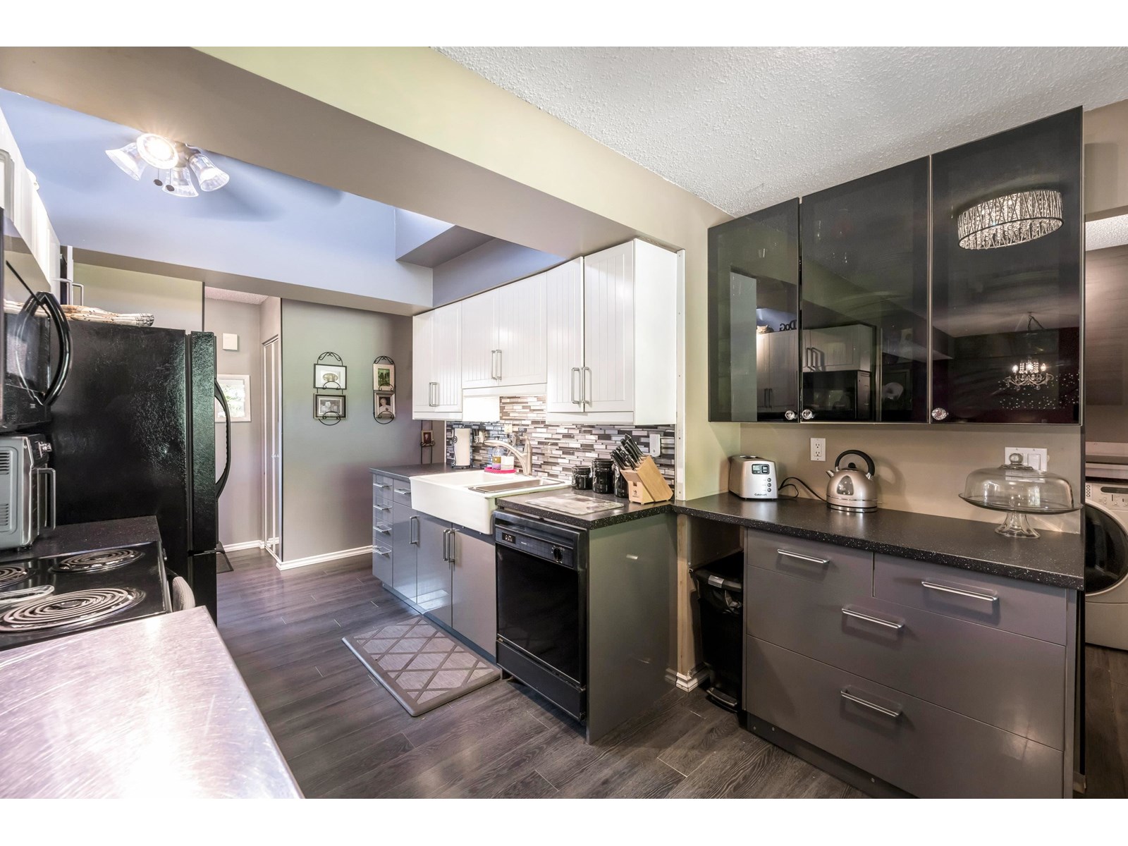 Photo 11 of 3741 207 B Street, Langley BC