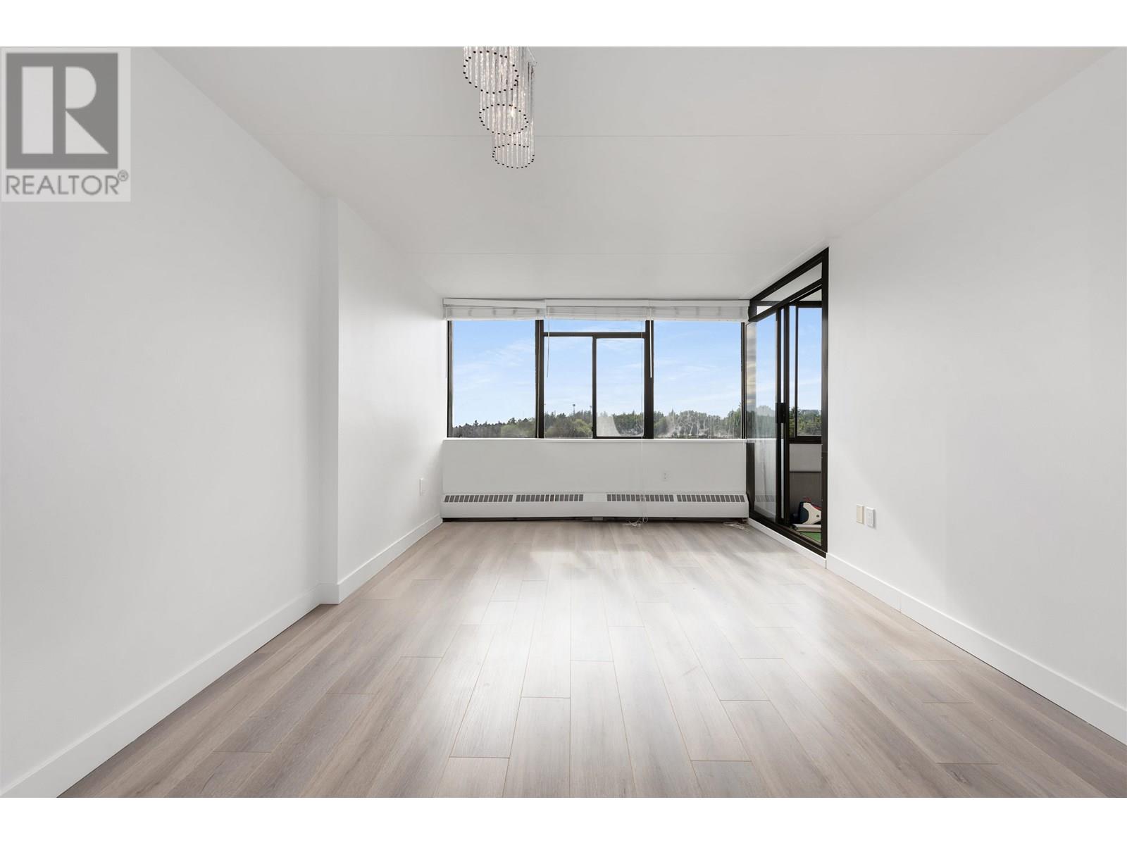 Photo 9 of 808 6651 Minoru Boulevard, Richmond BC