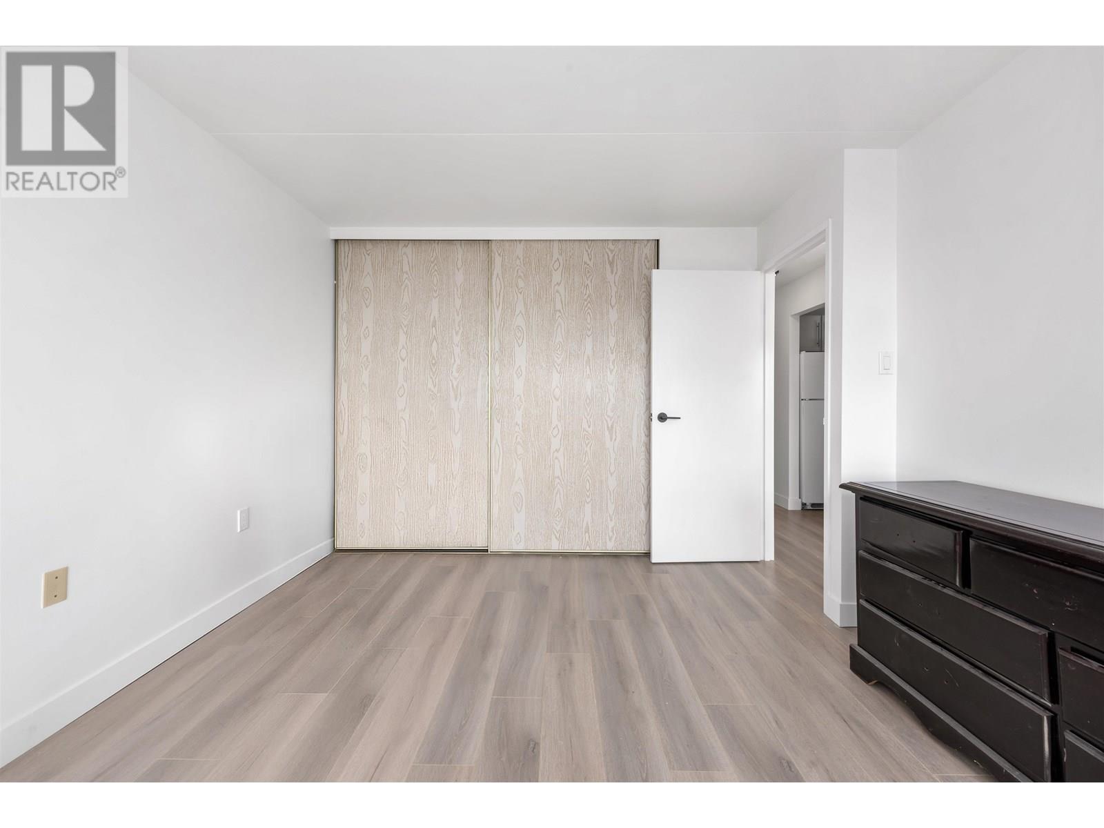Photo 12 of 808 6651 Minoru Boulevard, Richmond BC