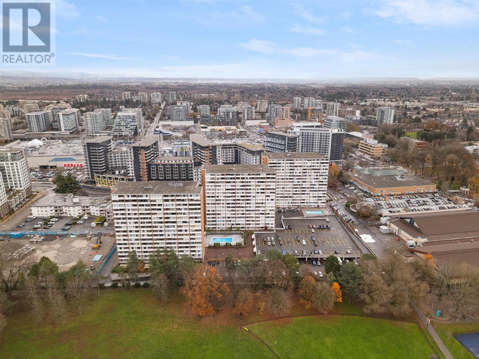 Photo 28 of 808 6651 Minoru Boulevard, Richmond BC