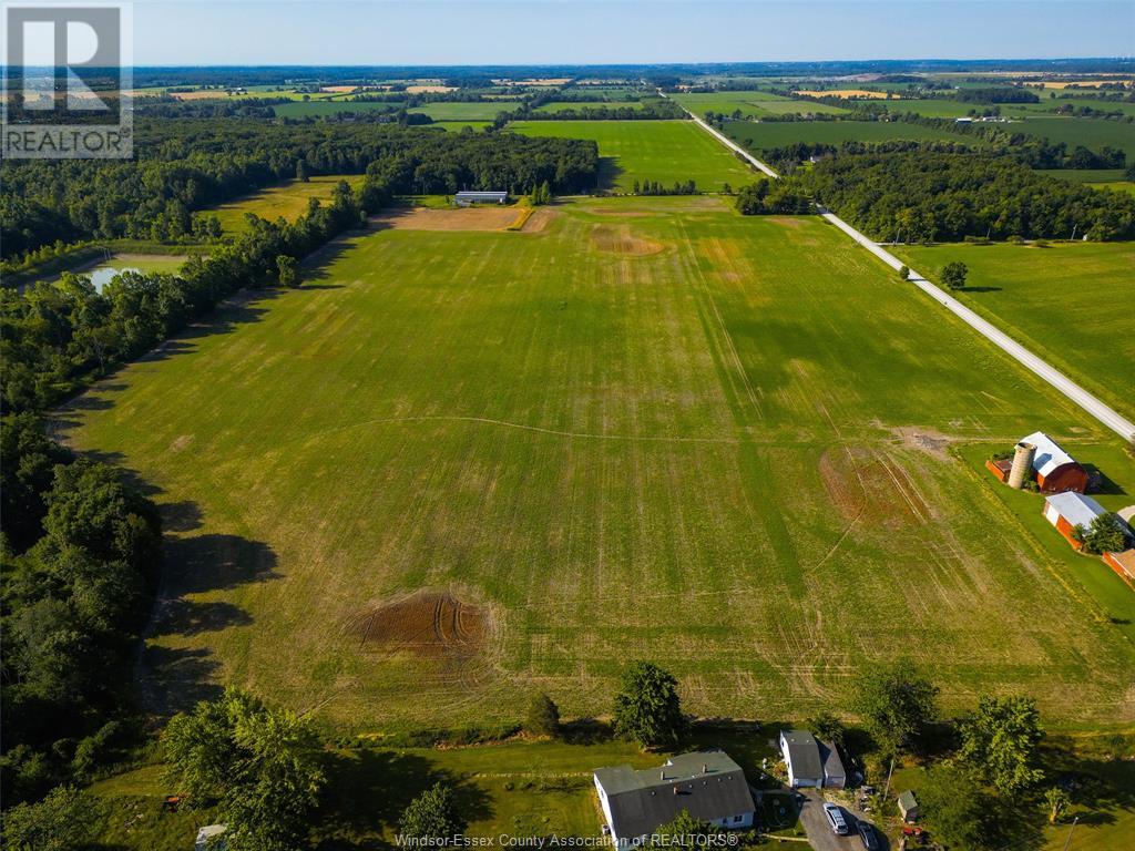 Photo 3 of 9056 Ferris Sideroad, Essex ON