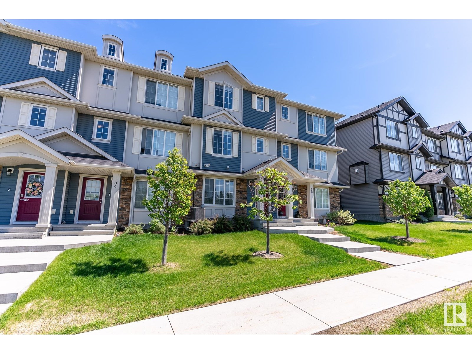 Photo 3 of 52 20 Augustine Cr, Sherwood Park AB