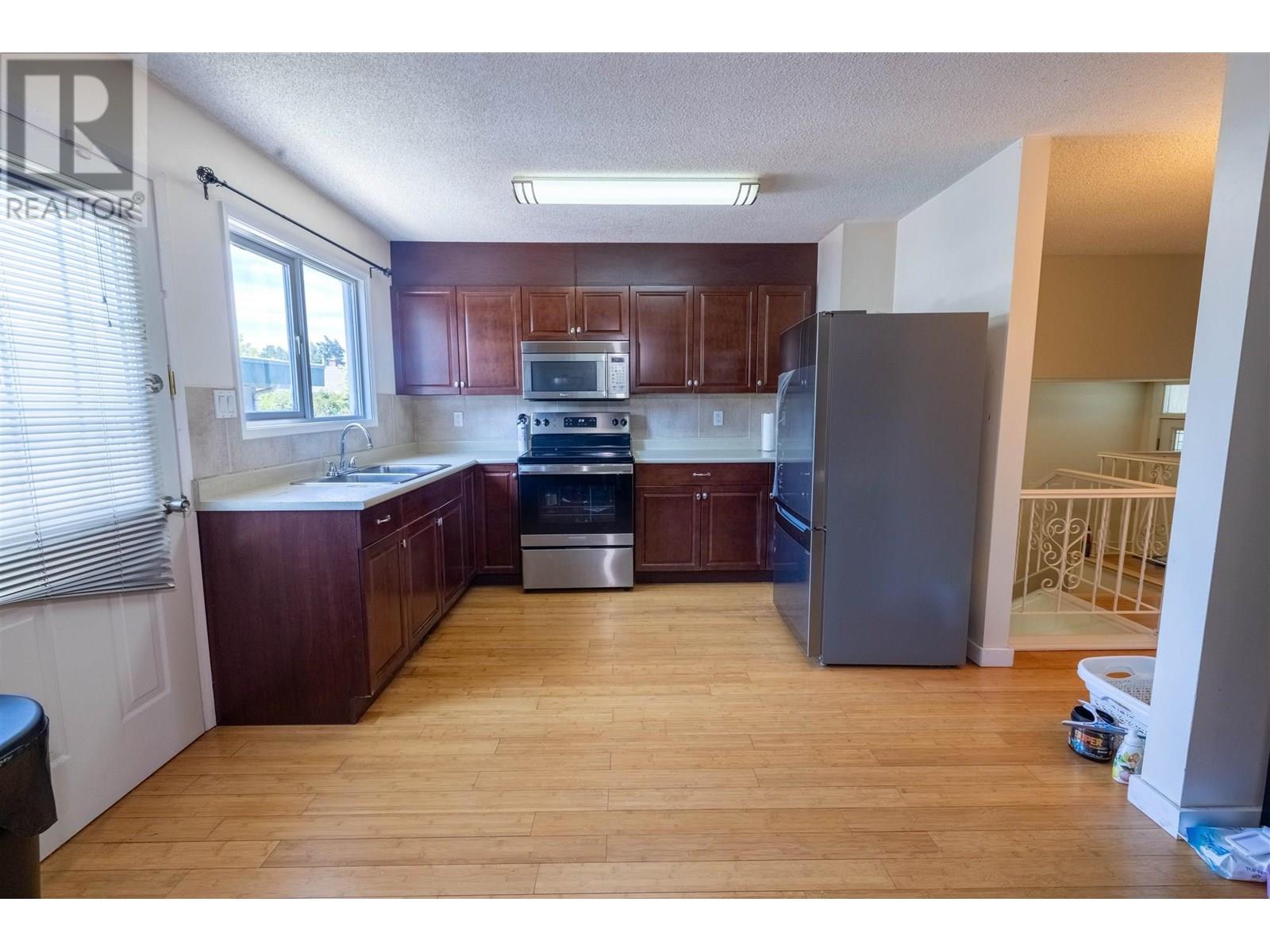Photo 8 of 2955 Westwood Drive, Prince George BC