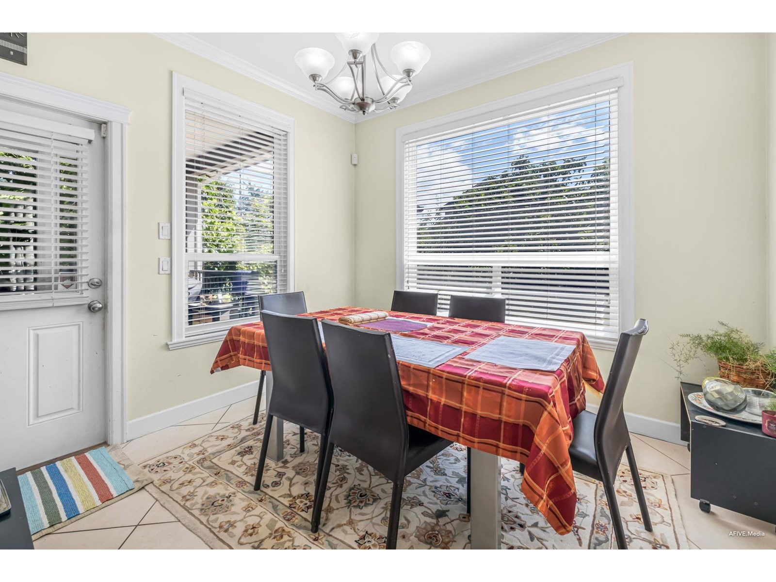 Photo 11 of 14658 76 B Avenue, Surrey BC