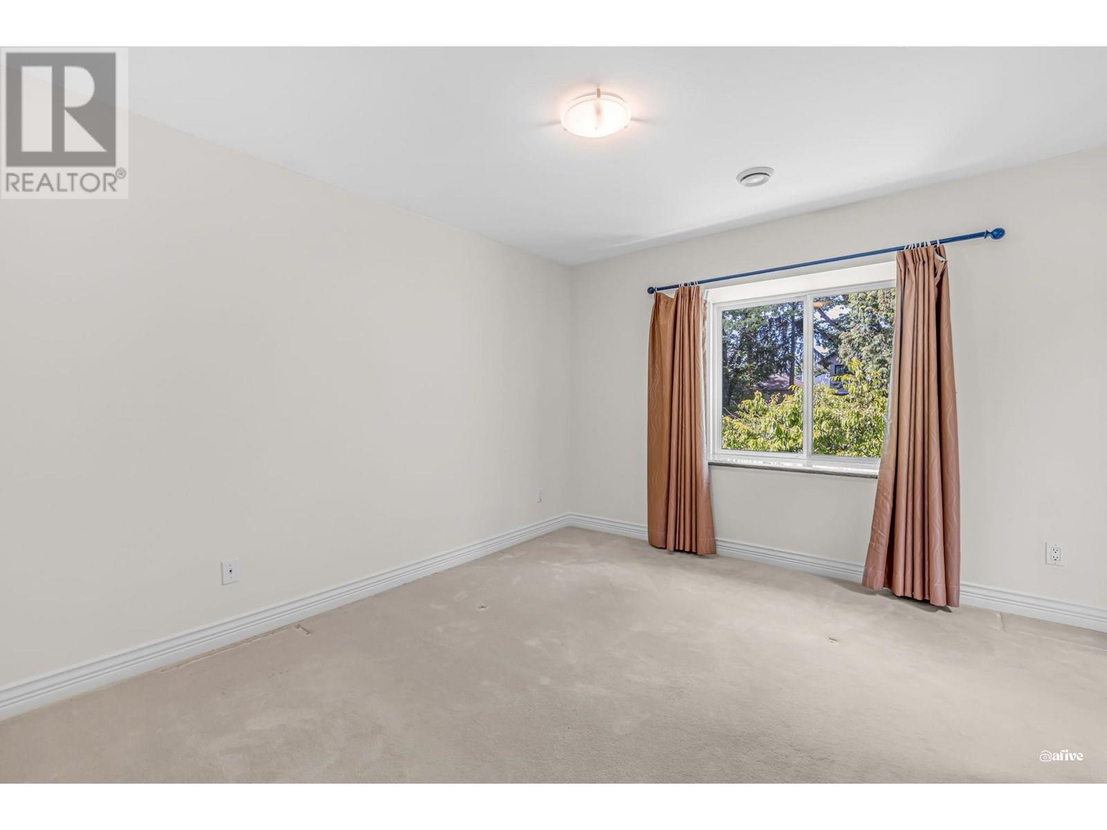 Photo 2 of 1463 W 57th Street, Vancouver BC