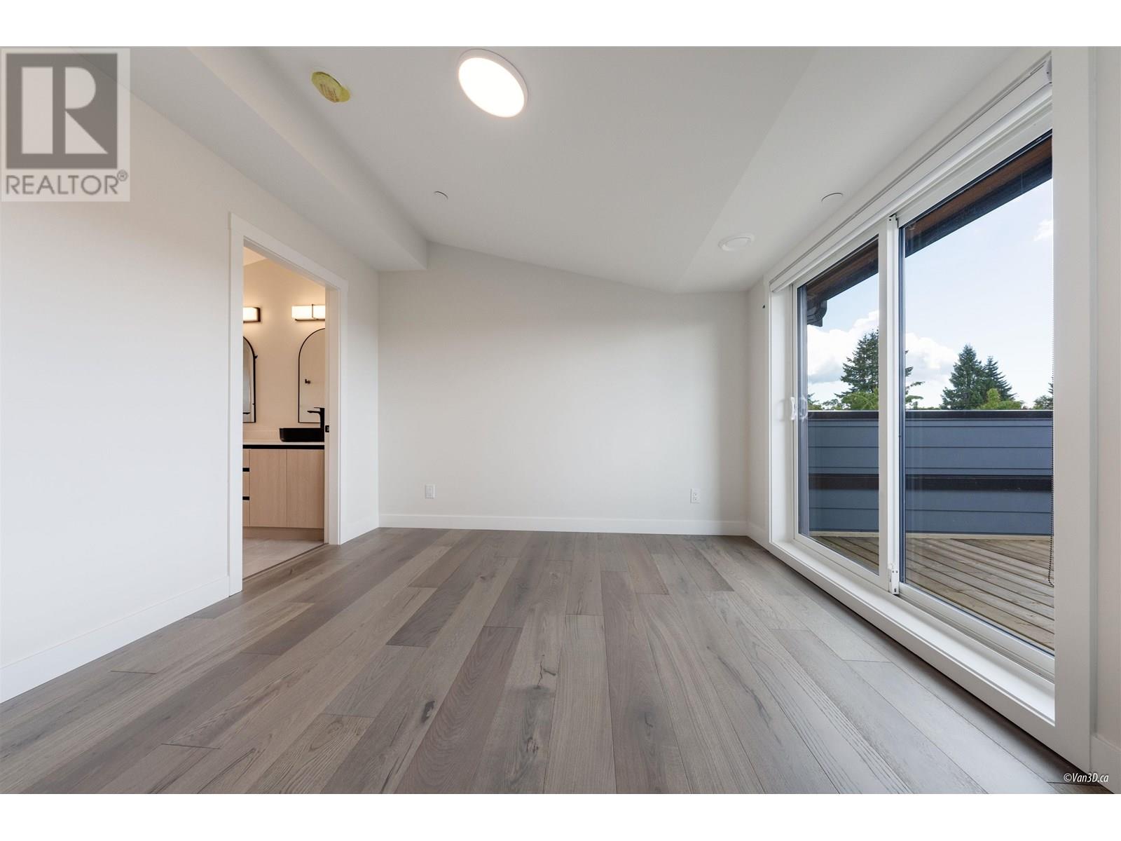 203 5092 SLOCAN STREET, Vancouver