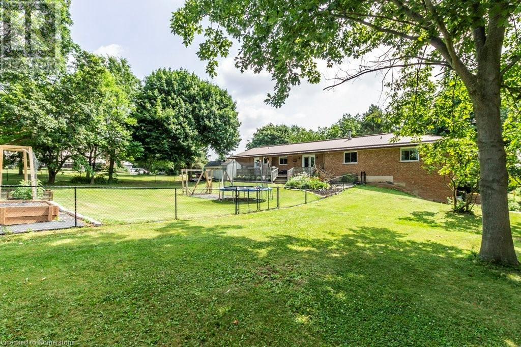 Photo 11 of 729 Highway 6, Caledonia ON