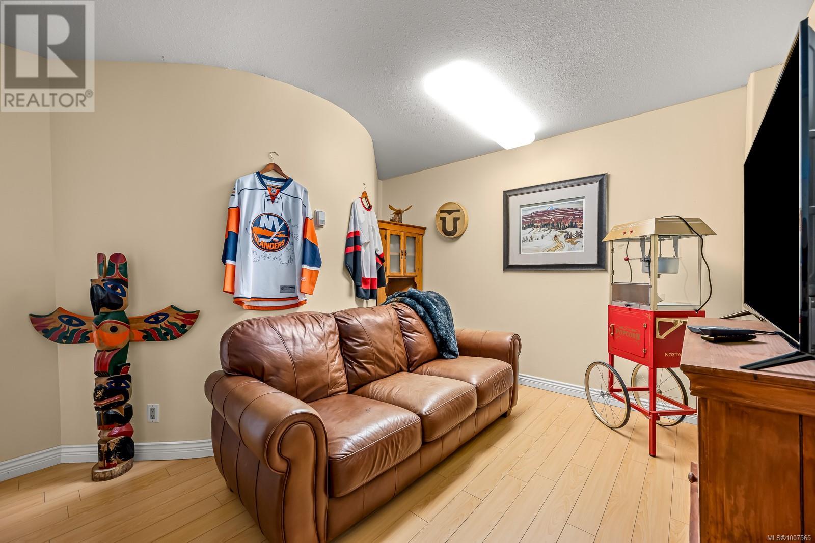 Photo 47 of 1418 Valley View Dr, Courtenay BC