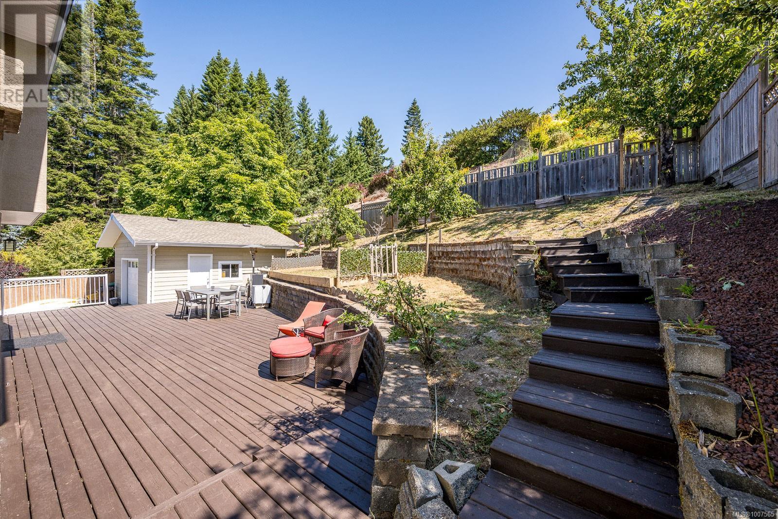 Photo 52 of 1418 Valley View Dr, Courtenay BC