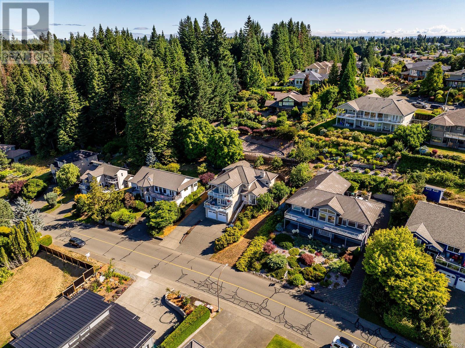 Photo 59 of 1418 Valley View Dr, Courtenay BC