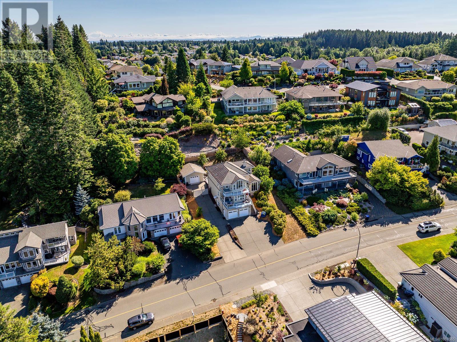 Photo 60 of 1418 Valley View Dr, Courtenay BC