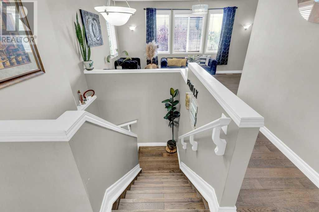 Photo 18 of 558 Fairways Crescent Nw, Airdrie AB