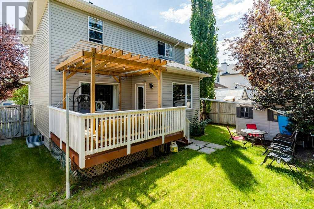 Photo 38 of 558 Fairways Crescent Nw, Airdrie AB