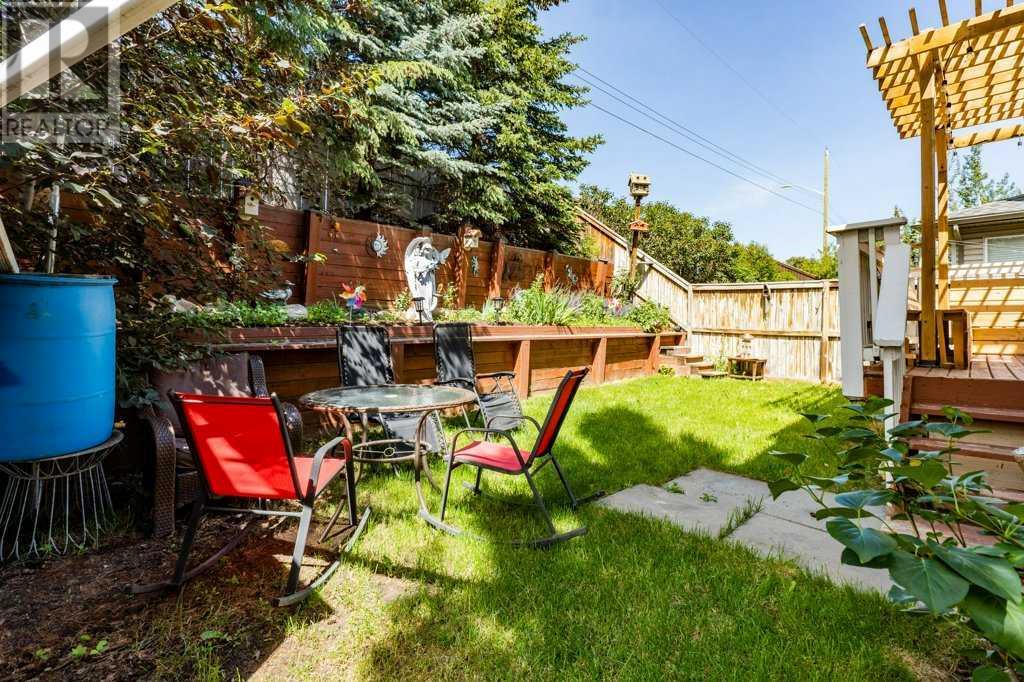 Photo 36 of 558 Fairways Crescent Nw, Airdrie AB