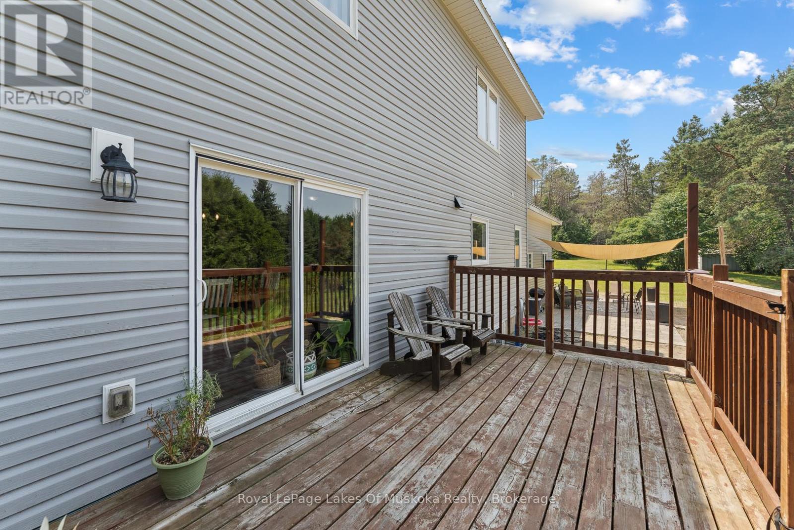 Photo 28 of 24 Star Lake Road, Perry ON
