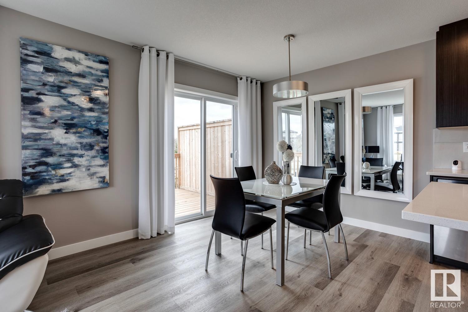 Photo 16 of 53 13139 205 St Nw, Edmonton AB