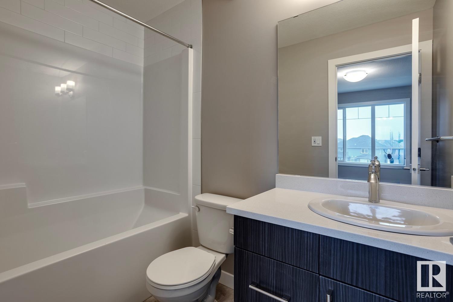 Photo 18 of 75 13139 205 St Nw, Edmonton AB