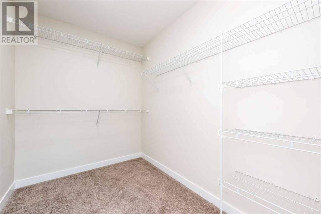 Single Family House for Sale in  Sherwood Lane NW Sherwood Calgary 