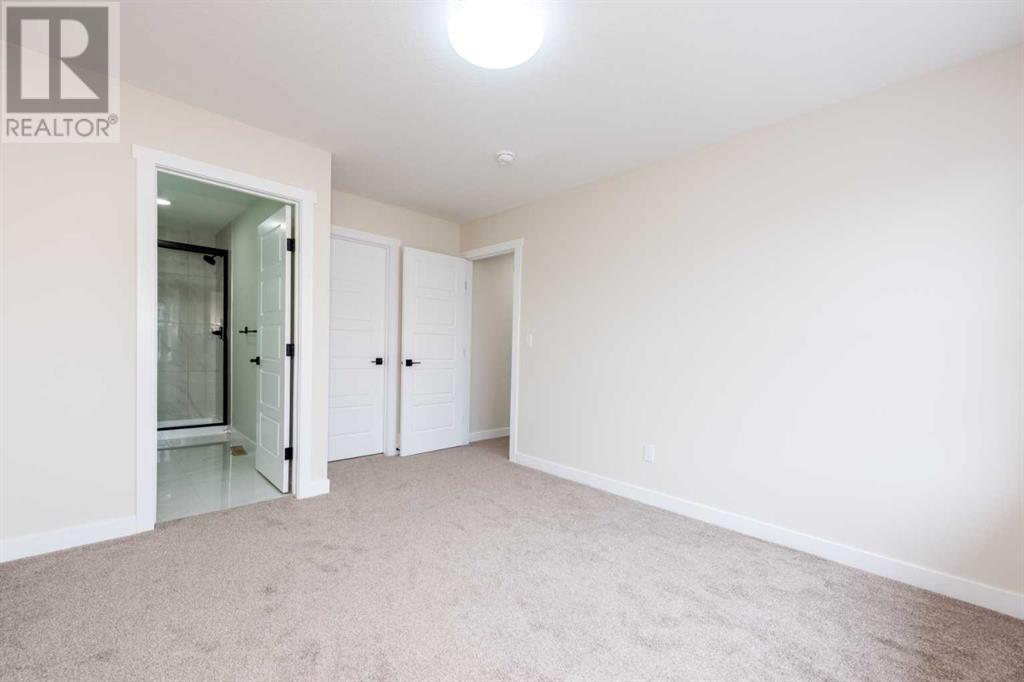 Single Family House for Sale in  Sherwood Lane NW Sherwood Calgary 