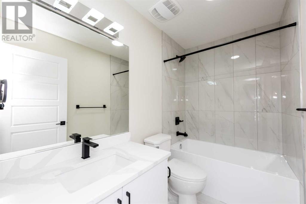 Single Family House for Sale in  Sherwood Lane NW Sherwood Calgary 