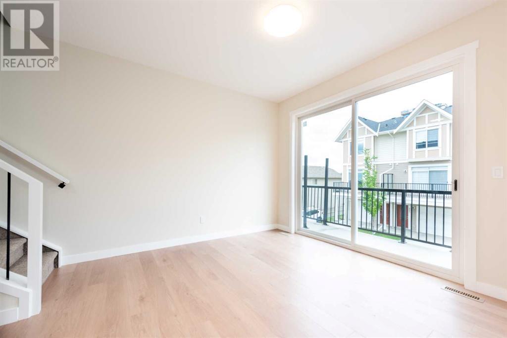 Single Family House for Sale in  Sherwood Lane NW Sherwood Calgary 