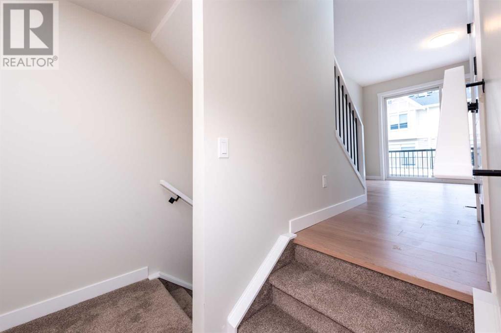 Single Family House for Sale in  Sherwood Lane NW Sherwood Calgary 