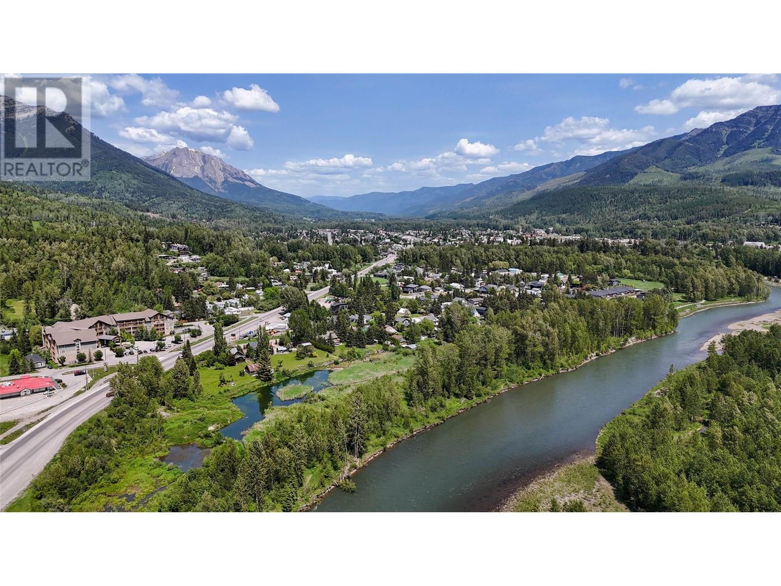 Photo 35 of 1500 Mcdonald Avenue Unit 119, Fernie BC